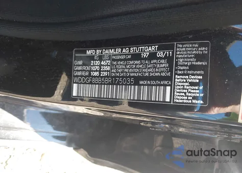 2011 Mercedes-Benz C 300 Luxury 4Matic/Sport 4Matic из США, поврежденный, VIN WDDGF8BB5BR175035